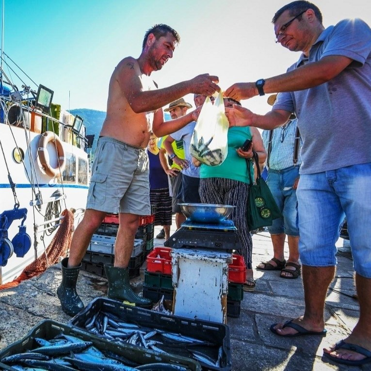 Komiža dobiva ribarsku luku, koštat će 37 milijuna kuna