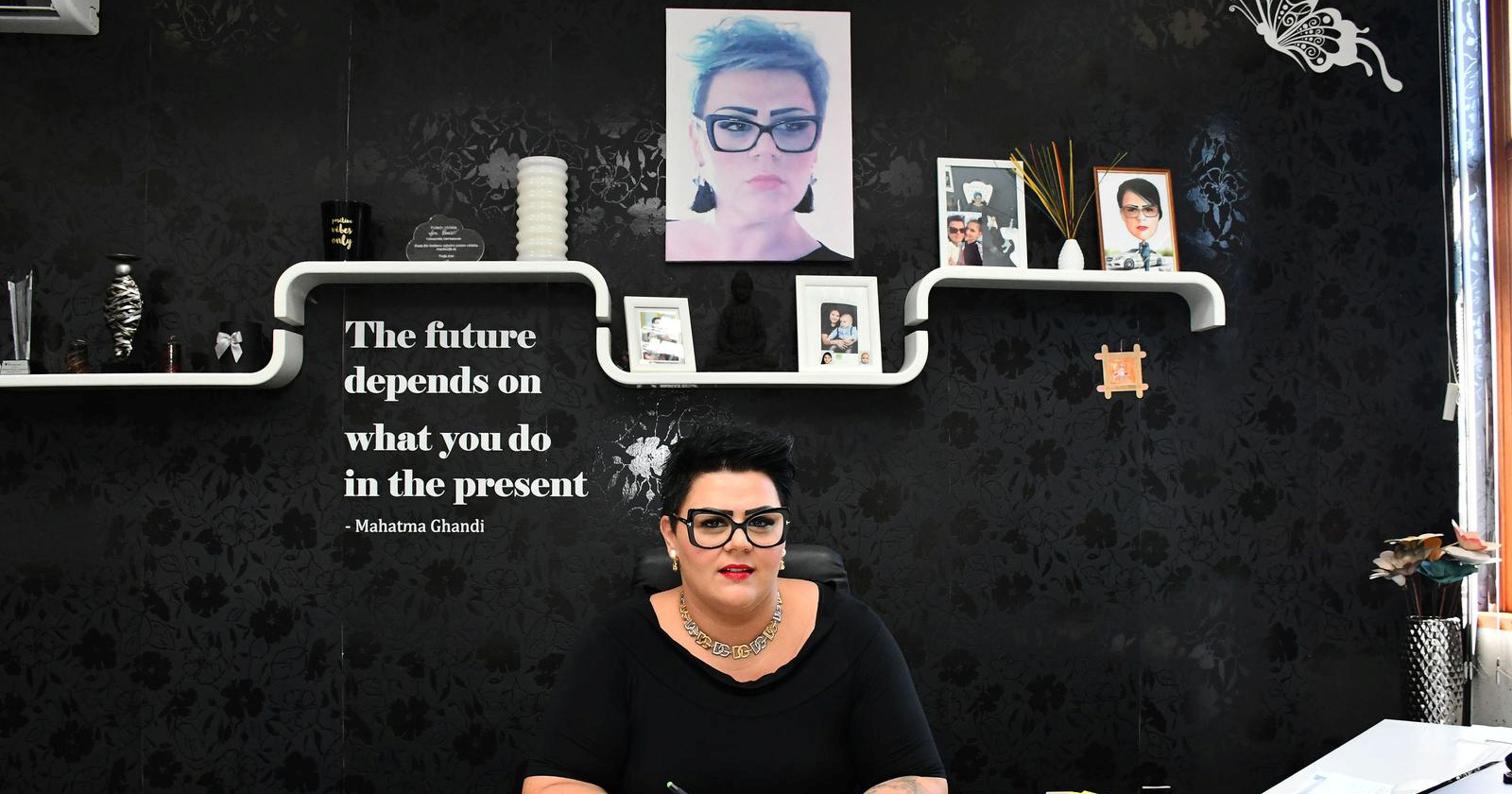 MORATE vidjeti ured Slavonke koju istražuje USKOK (one s Brenom i Grašom na svadbi)