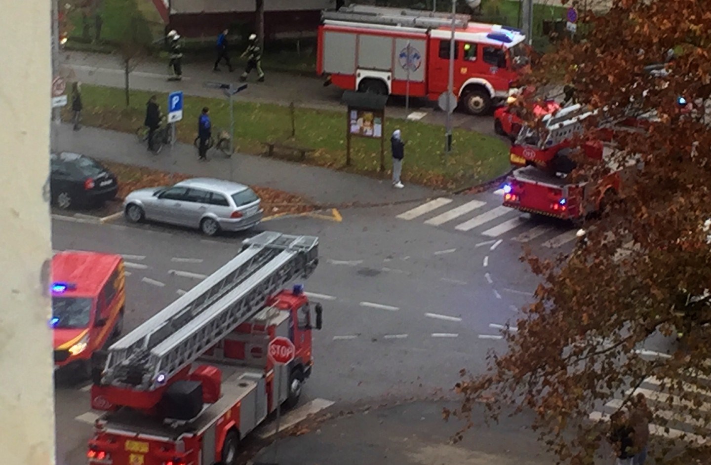 VIDEO Izgorio stan u zagrebačkim Dugavama