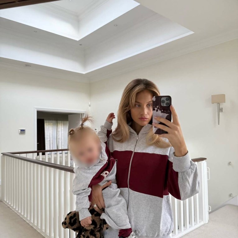 Izabel Kovačić pozirala s djecom i pokazala kako izgleda njihov dom