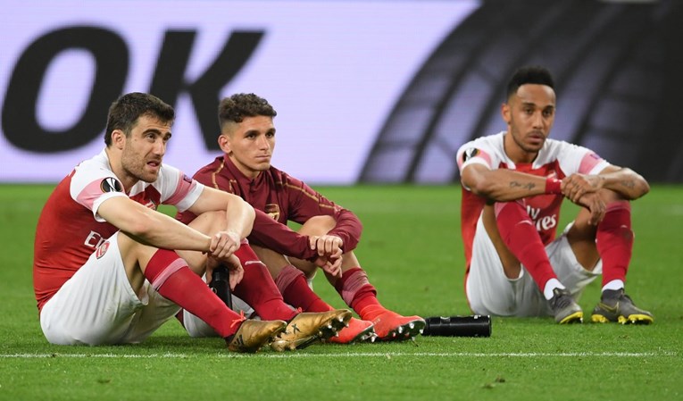 Bijesni igrači Arsenala zatražili hitan sastanak s čelnicima kluba