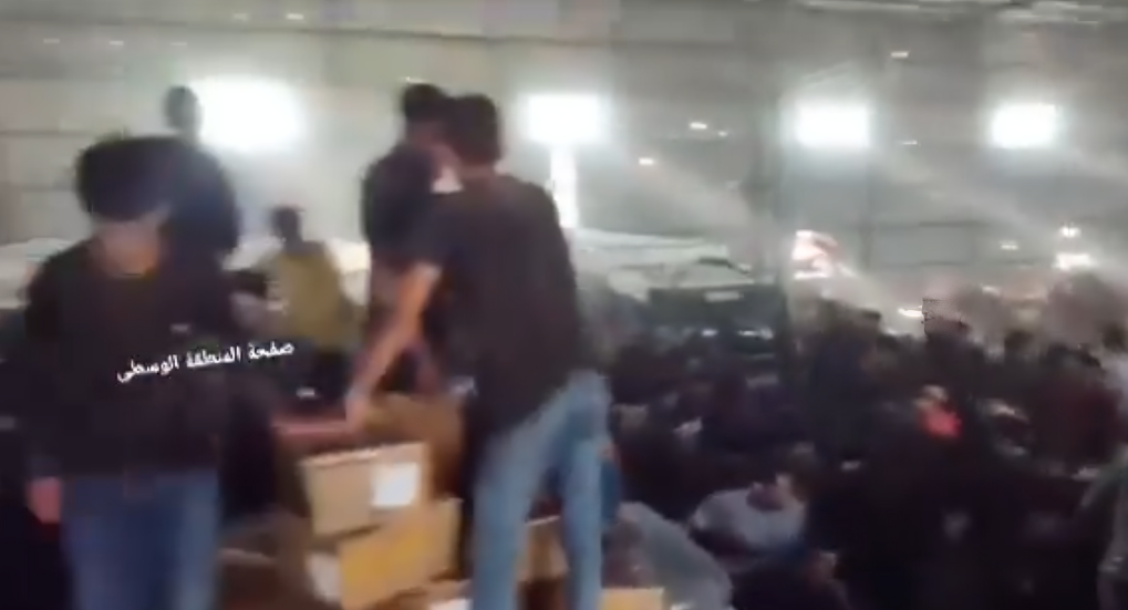 Tisuće izgladnjelih Palestinaca opljačkale skladište UN-a u Gazi, više mrtvih