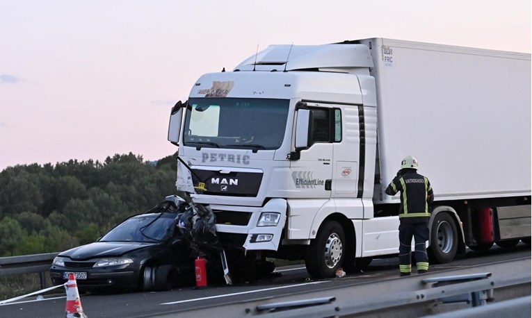 Detalji nesreće: Poljaci se vraćali s mora, kamion se zabio u njih. Poginulo dijete