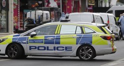 Dječak (12) u Britaniji uhićen zbog ubojstva nakon što je ženu pregazio auto