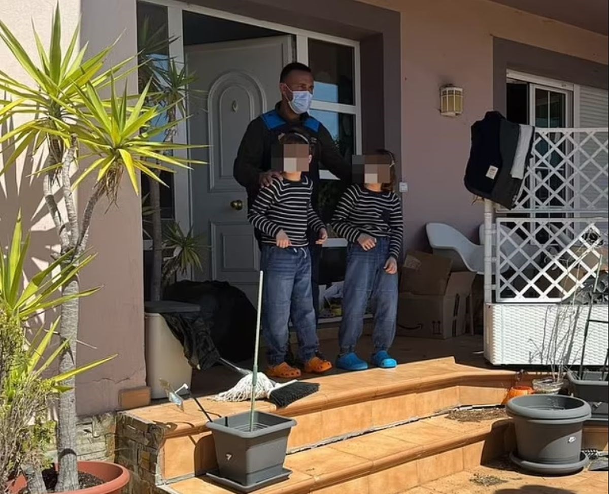 Spašeni dječaci iz "kuće užasa" u Španjolskoj prvi put nakon 4 godine vidjeli sunce