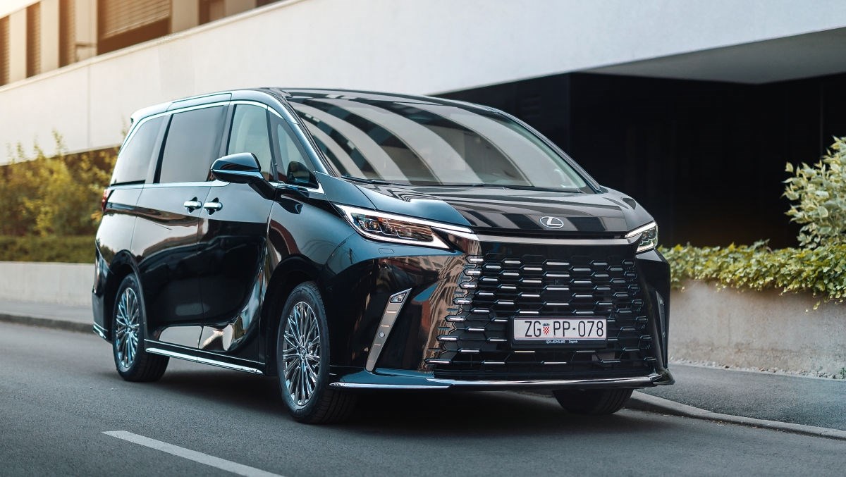 U Hrvatsku stiže novi Lexus. Ovakav model još nije bio dostupan našim kupcima