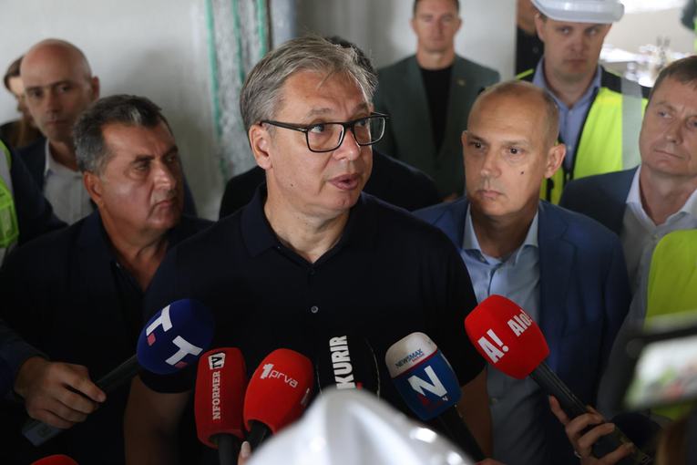 Vučić: Imam osobine dva psa