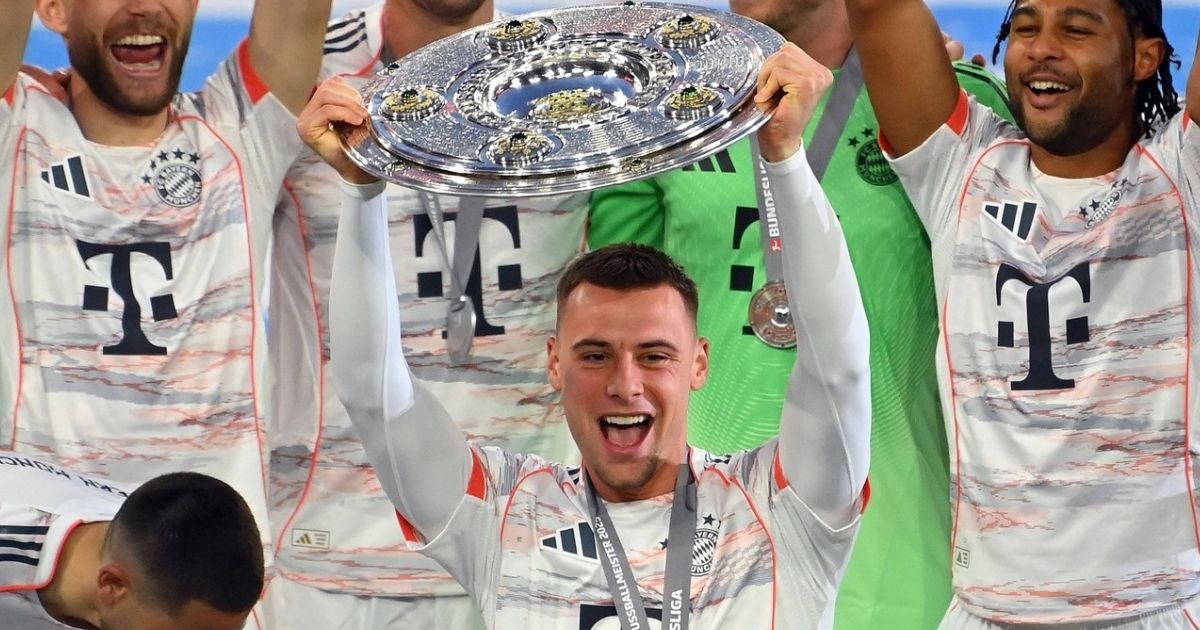 Vrijedi tri milijuna eura, s Bayernom je osvojio naslov. Vraća se u Dinamo?