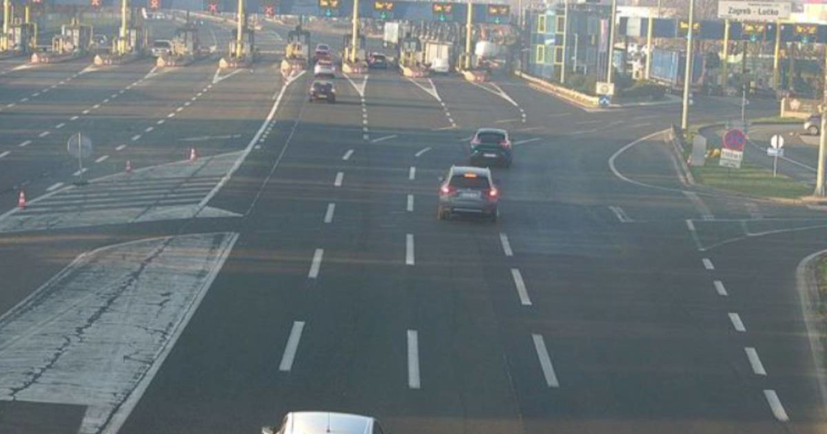 HAK: S povoljnim vremenskih uvjetima u prometu veći broj biciklista i mopedista