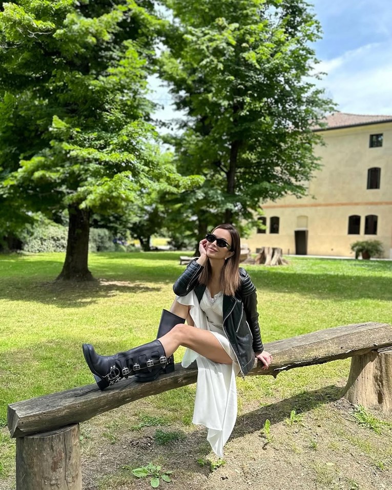 Severina pokazala tri fantastična outfita iz Italije, pišu joj: "Stajling za 10"