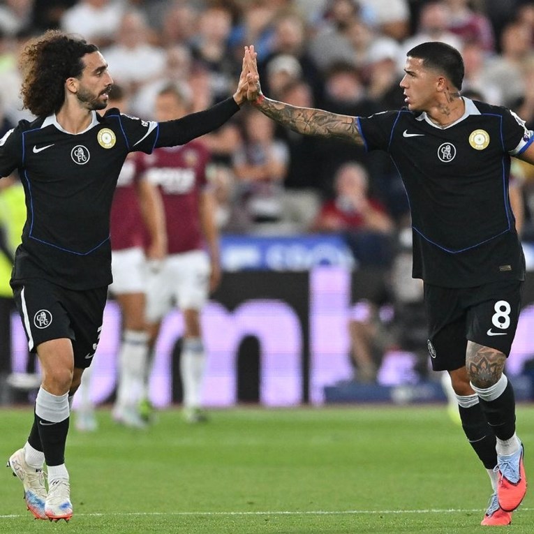 Chelsea deklasirao West Ham s 5:1 u gradskom derbiju. Briljirao Pedro