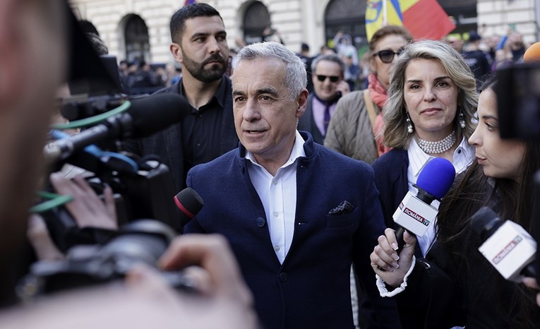 Proruskom desničaru koji vodi u anketama rumunjski sud zabranio kandidaturu