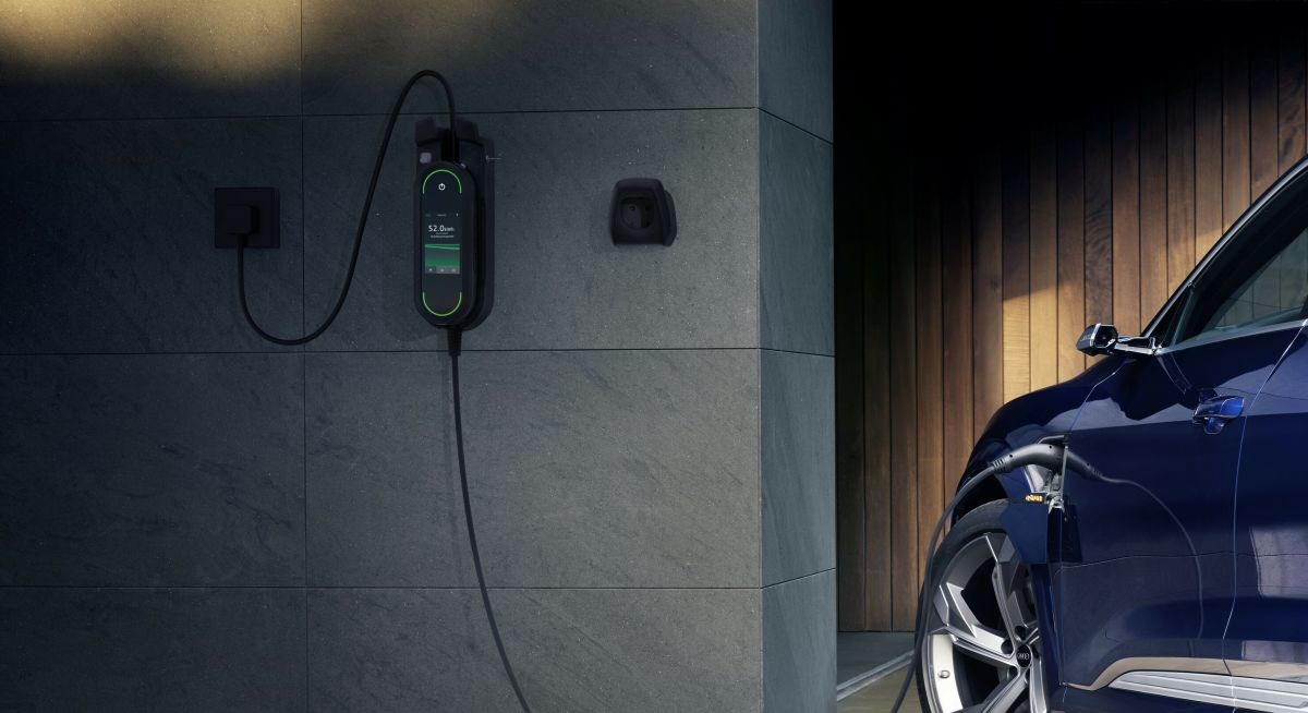 Njemačka s 500 mil. eura potiče punionice za e-aute u stambenim zgradama