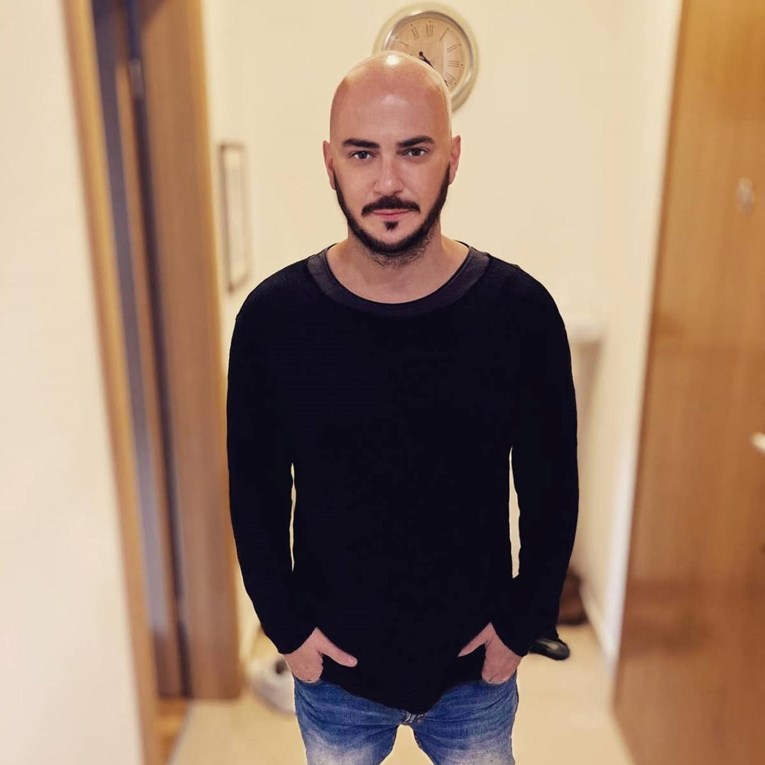 Tko je makedonski pjevač koji je preminuo spašavajući druge iz požara u diskoteci?