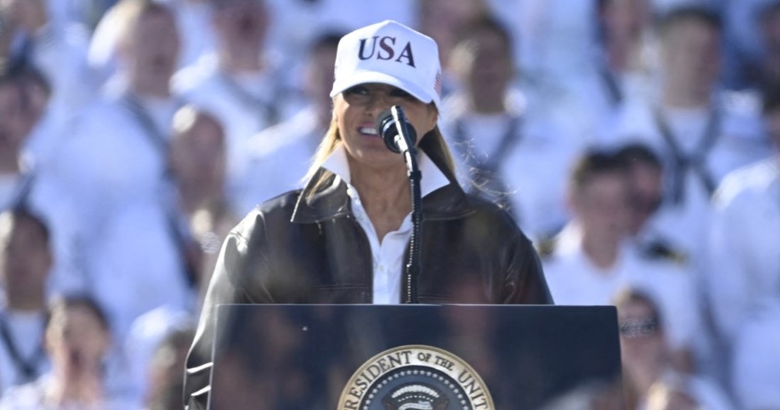 "Što je, dovraga, 'hooyah'?": Pozdrav Melanije na proslavi mornarice zbunio mnoge