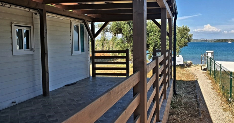 Mobilna kućica od 25 kvadrata koja se prodaje za 25.000 eura izazvala hrpu komentara