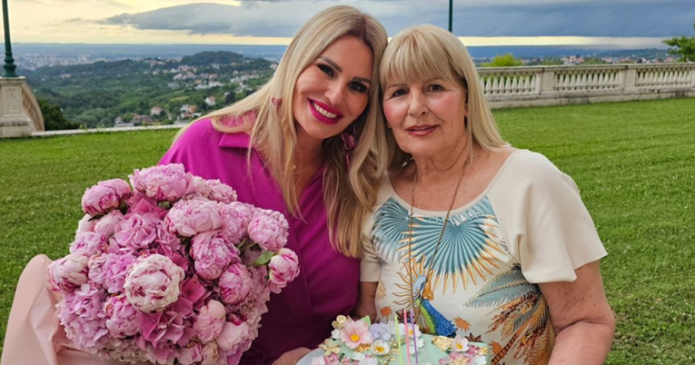 Iva Todorić objavila rijetke fotke s majkom Vesnom, čestitala joj rođendan