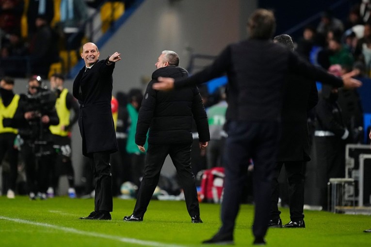 Napoli: Nemoguće je da 33 kamere nisu snimile što je Allegri napravio