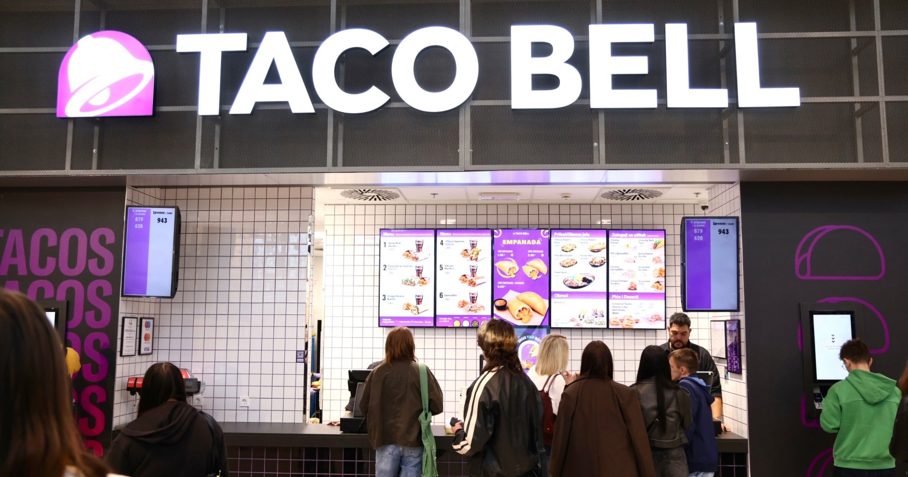 Taco Bell stigao u Zagreb, red se stvorio čim su otvorili vrata