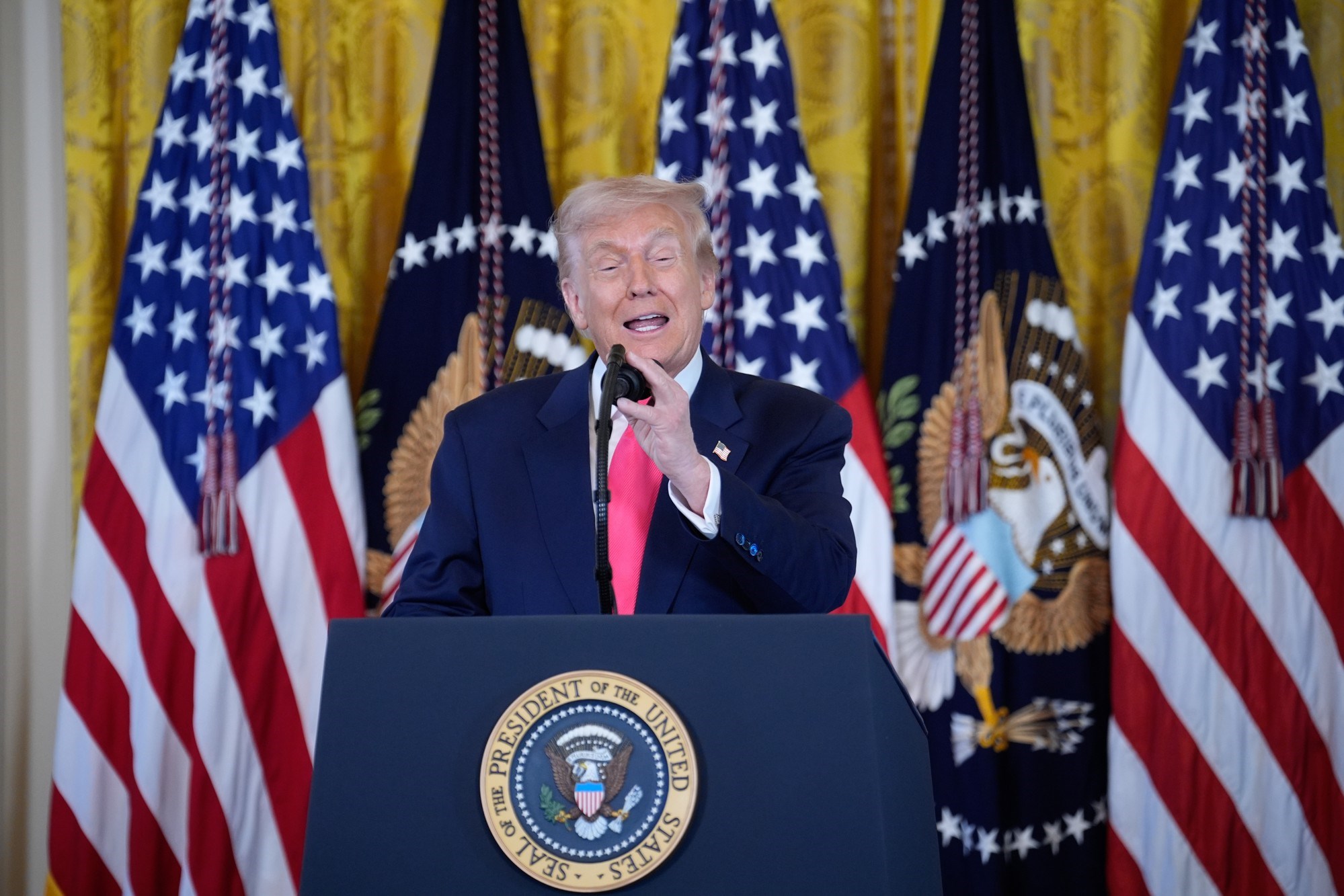 Trump: Tužit ću BBC za najmanje milijardu dolara