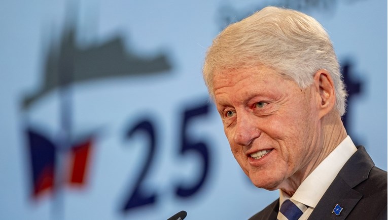Bill Clinton: Putin neće živjeti vječno, moramo biti uz Ukrajinu do kraja