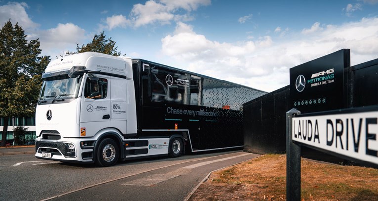 Mercedes-AMG Petronas ekipa prvi put u službi ima eActros. Nulta emisija za najbrže