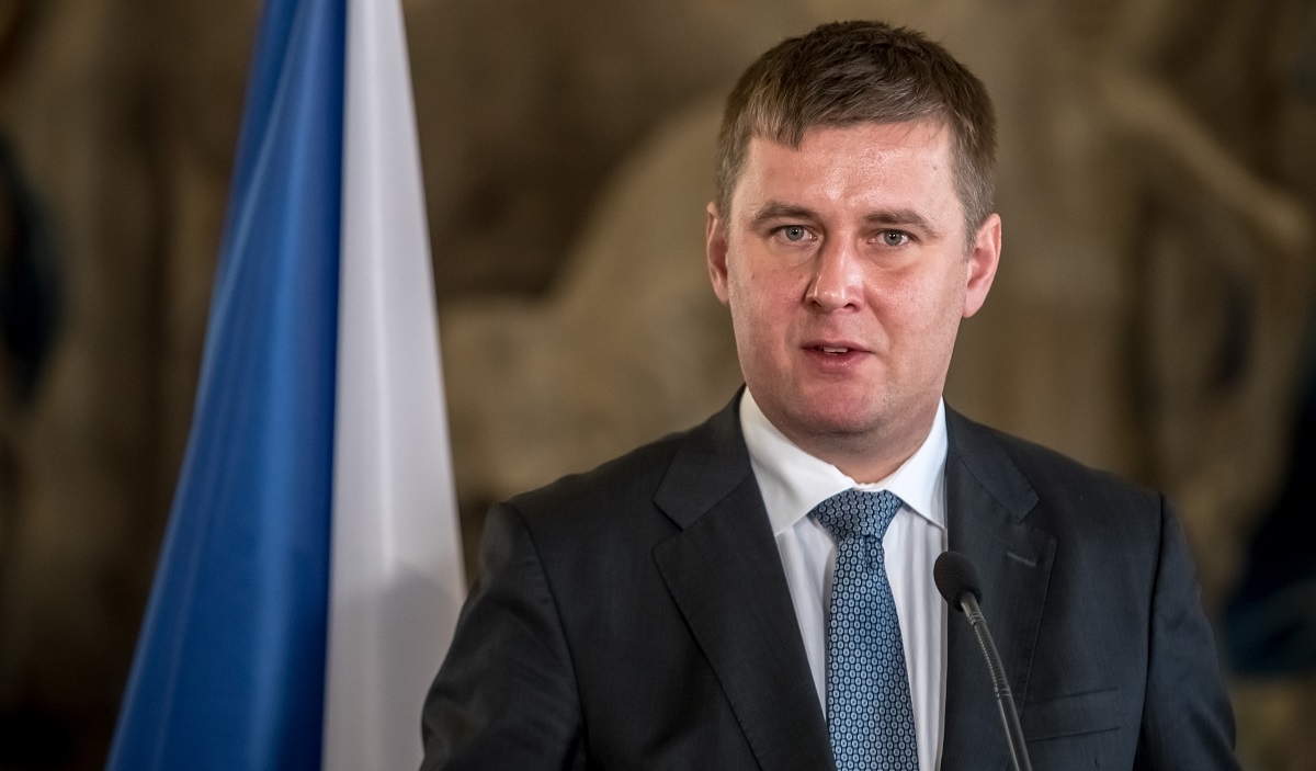 Šef češke diplomacije: Covid-putovnica ne smije biti sredstvo diskriminacije