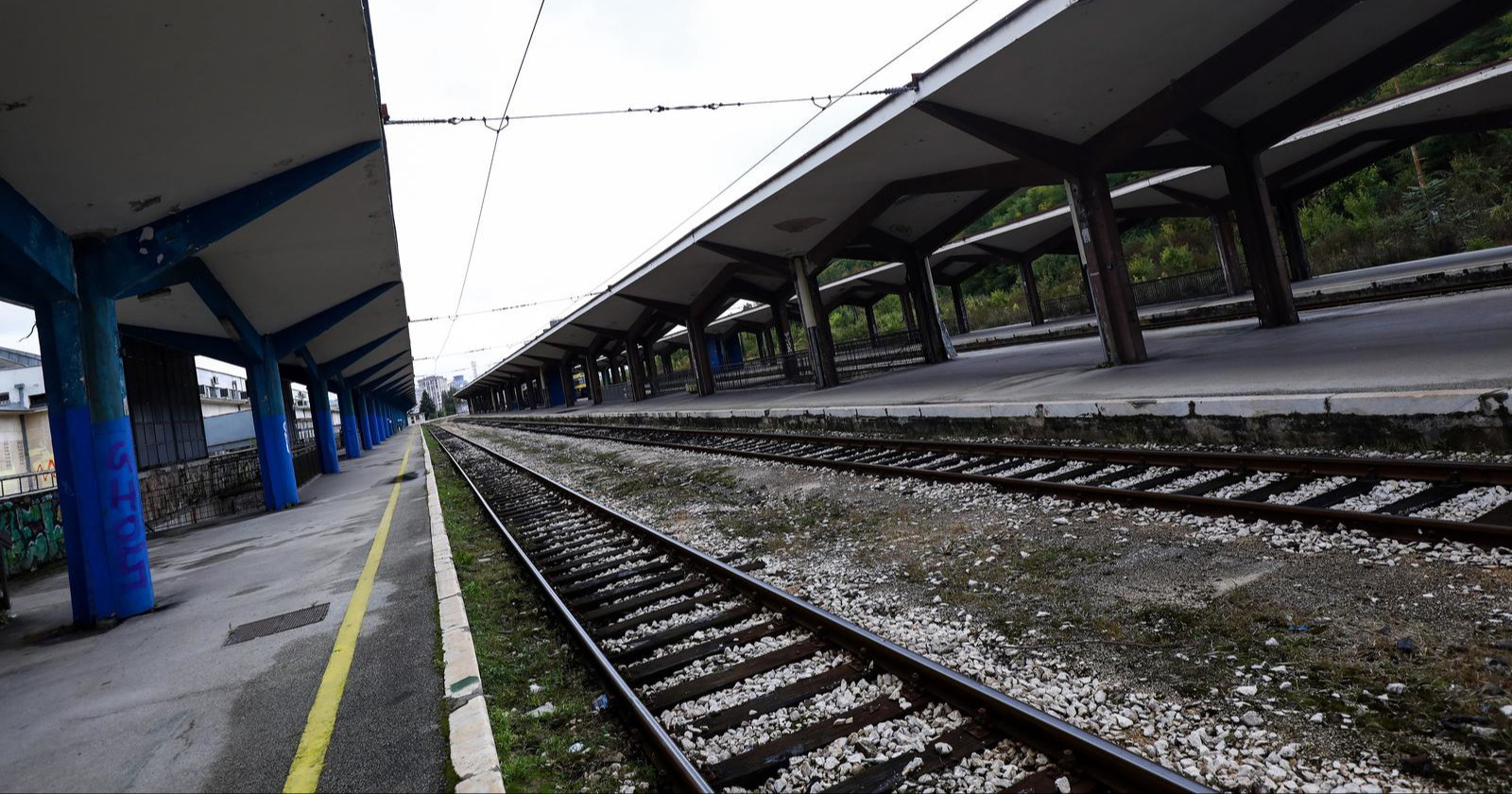 Obustavljen željeznički promet između Sarajeva i Hercegovine