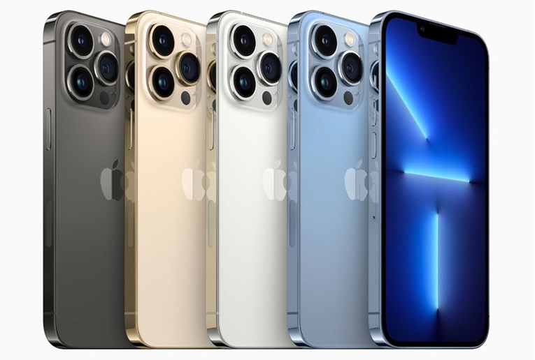 Apple je predstavio čak četiri nova telefona, dva iPada, novi sat i još hrpu toga
