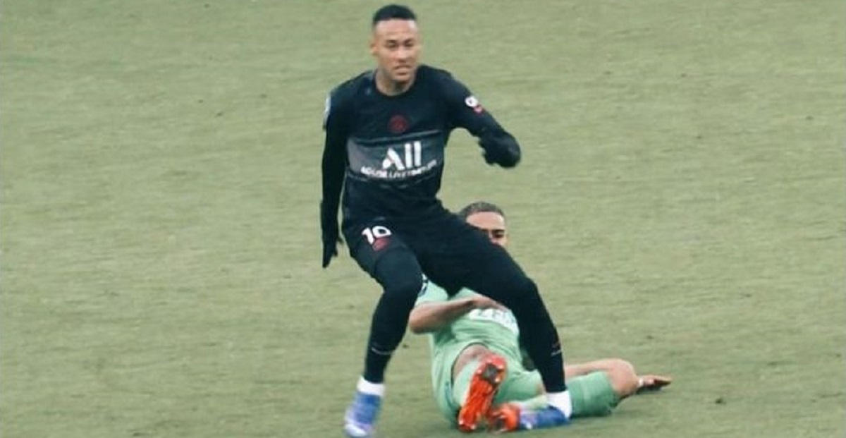 Uznemirujuće: Neymar pokazao kako se teško ozlijedio