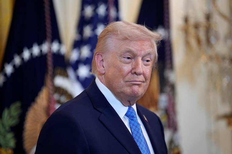 Trump proširio zabranu putovanja u SAD na još sedam zemalja