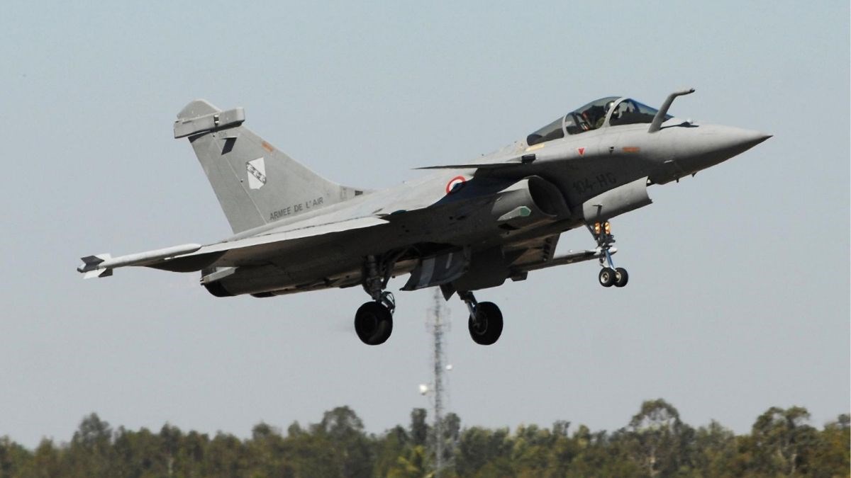 Vlada ipak kupuje vojne avione, stiže ponuda Francuza