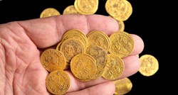 FOTO U zidu u Izraelu nađeni zlatni novčići skriveni u 7. stoljeću
