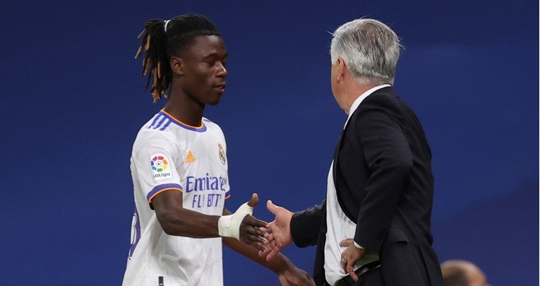 Ancelotti: Pitao sam Camavingu hoće li na lijevi bok ili na klupu. Rekao je na bok