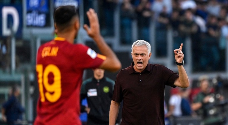 Mourinho izbjegao tešku kaznu usprkos psovanju suca