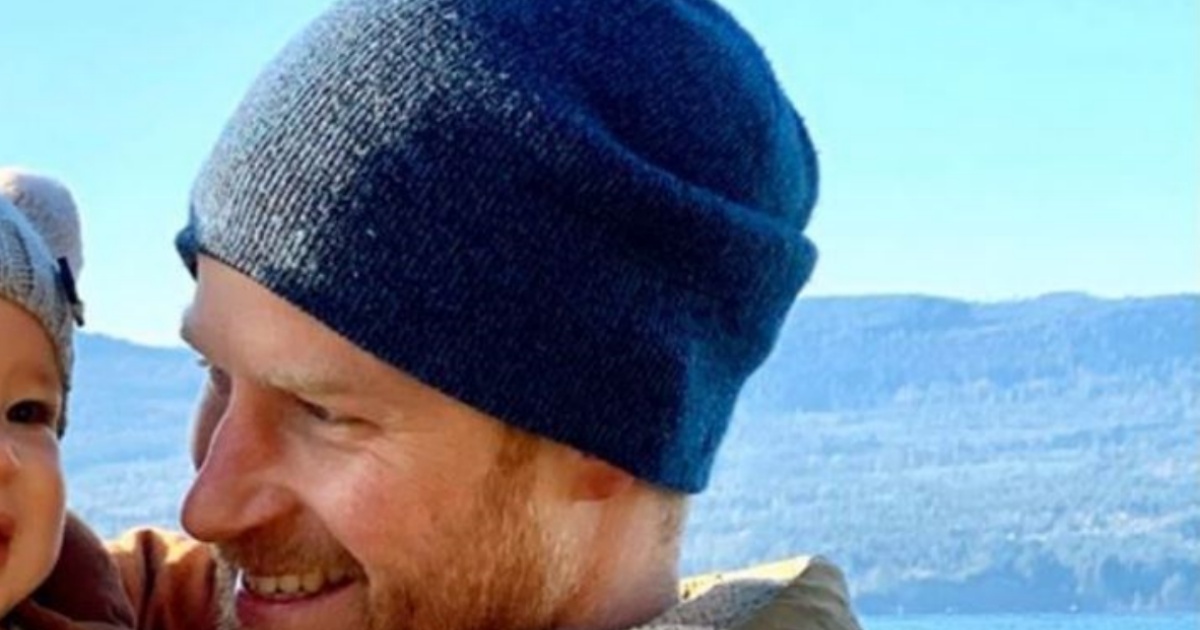 Meghan i Harry objavili novu fotku malenog Archieja, presladak je