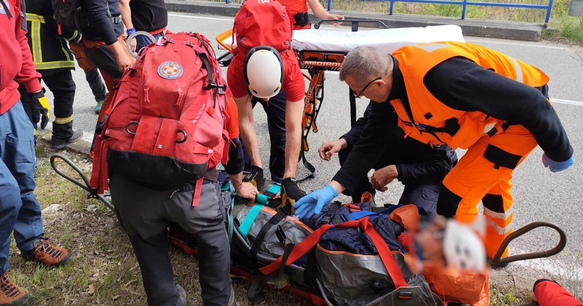 FOTO Česi se sami spuštali zatvorenim zip lineom na Čikoli pa se ozlijedili