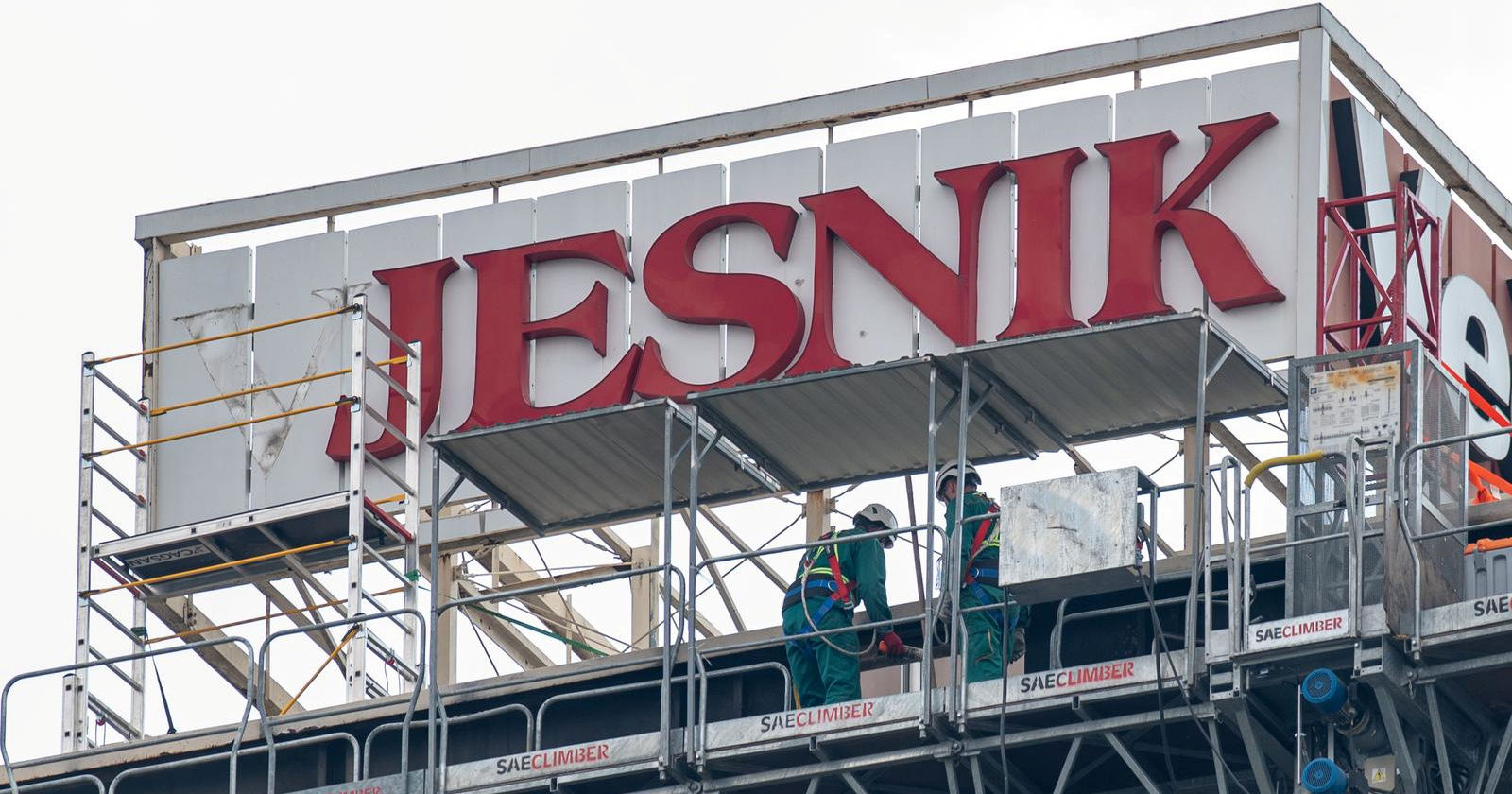 VIDEO Nastavljeni radovi na rušenju Vjesnika