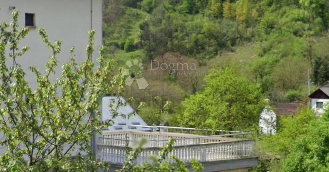 Top oglasi za nekretnine: Stan u Vugrovcu s velikom terasom i vrtom