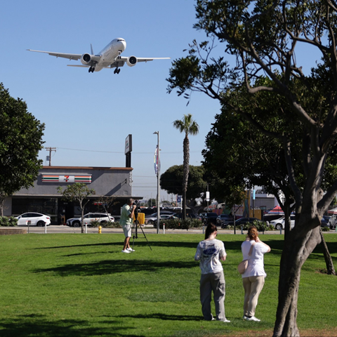 Blokada proračuna u SAD-u paralizirala zračni promet, otkazano preko 2000 letova