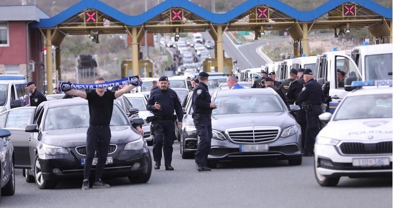 Policija: BBB izlaze s autoceste na Dugopolju. Torcida na Prgometu, Vučevici i Biskom