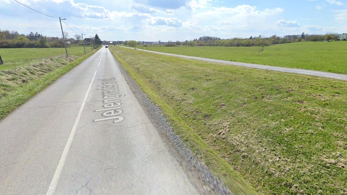 Još se ne zna tko je poginuo u Popovači. Auto se zabio u betonski stup i izgorio