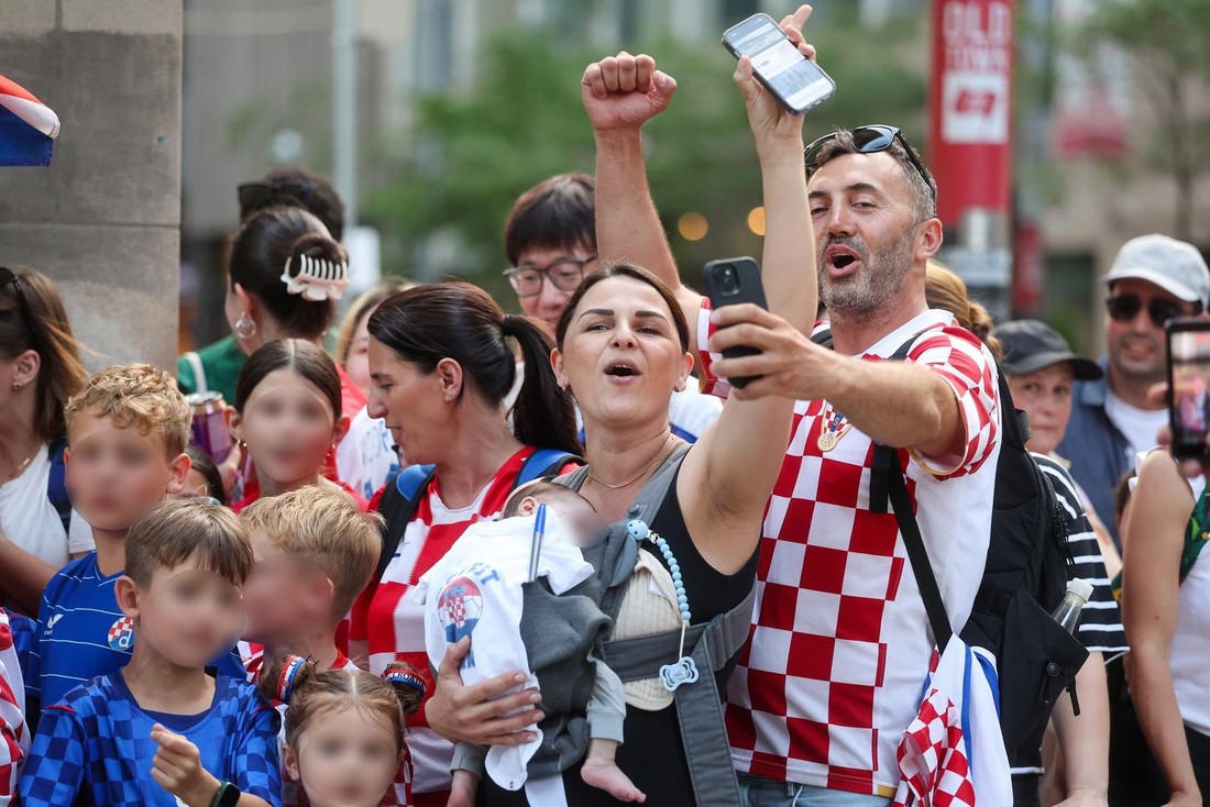 Najmlađi navijač Vatrenih ukrao pažnju u Torontu, imao je bodi s posebnom porukom