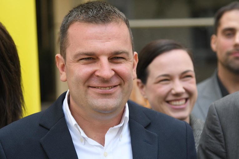 Šef HSLS-a, priljepka HDZ-u: Pozicioniramo se kao ozbiljna stranka