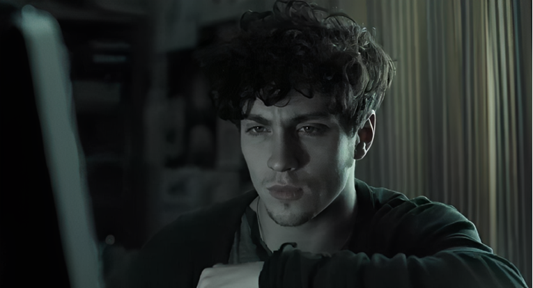 Britanski triler s lošim ocjenama postao hit među gledateljima