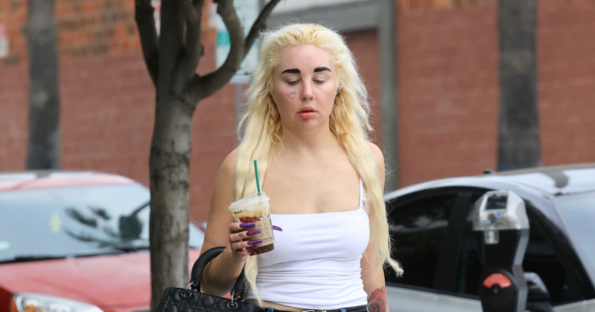 Amanda Bynes snimljena u Los Angelesu, pažnju je privukla vitkom linijom