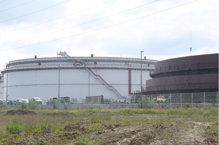 Amerikanci Janafu produljili dozvolu za transport nafte NIS-u