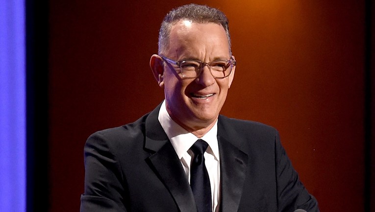 Zašto je Tom Hanks na Zlatnim globusima spomenuo petero djece kada ih ima 4?