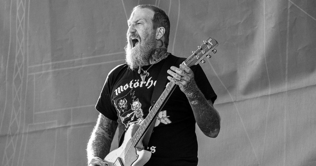 Brent Hinds, suosnivač heavy metal benda Mastodon, poginuo je u prometnoj nesreći