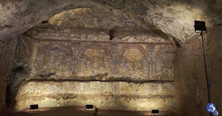 U luksuznoj kući u Rimu pronađen mozaik od školjki star 2300 godina